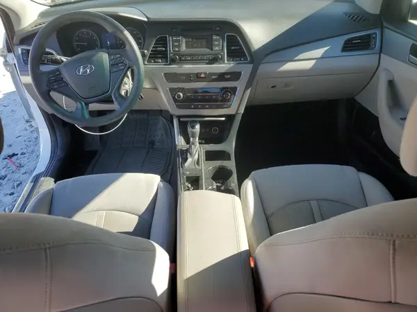 5NPE24AF6HH472616 2017 HYUNDAI SONATA - Image 8