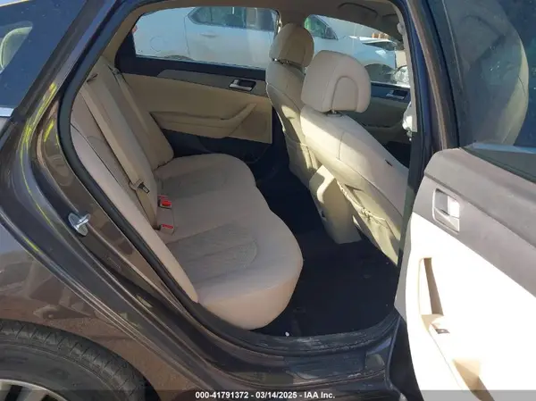5NPE24AF6HH476651 2017 HYUNDAI SONATA - Image 8