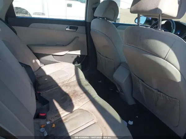 5NPE24AF6HH480988 2017 HYUNDAI SONATA - Image 8
