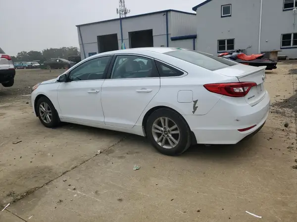 5NPE24AF6HH482577 2017 HYUNDAI SONATA - Image 2