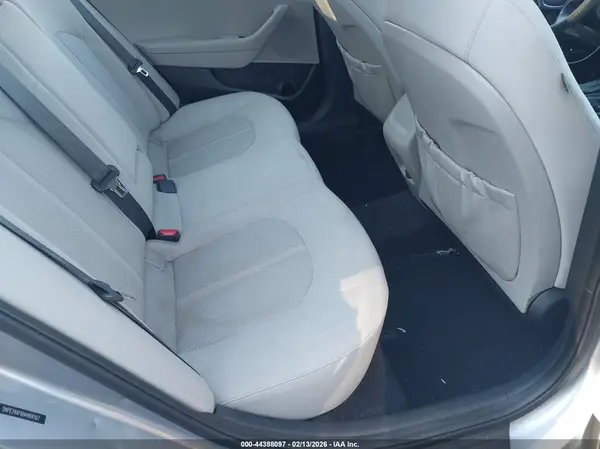 5NPE24AF6HH484507 2017 HYUNDAI SONATA - Image 8