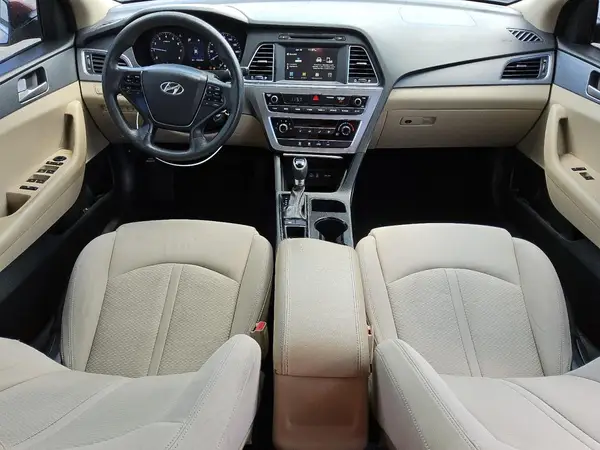 5NPE24AF6HH484796 2017 HYUNDAI SONATA - Image 8