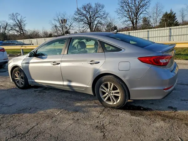 5NPE24AF6HH485303 2017 HYUNDAI SONATA - Image 2