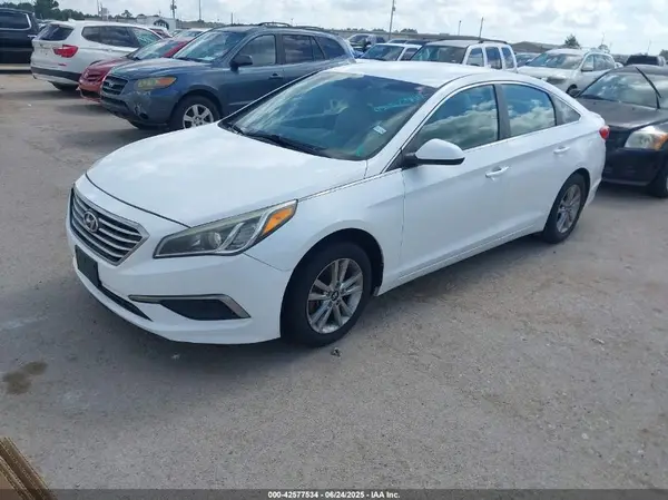 5NPE24AF6HH485849 2017 HYUNDAI SONATA - Image 2