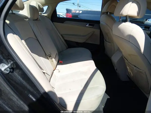 5NPE24AF6HH486693 2017 HYUNDAI SONATA - Image 8