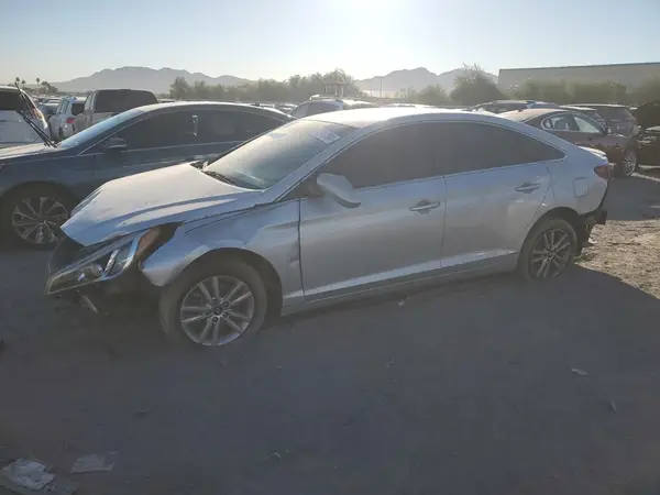 5NPE24AF6HH488069 2017 HYUNDAI SONATA - Image 1
