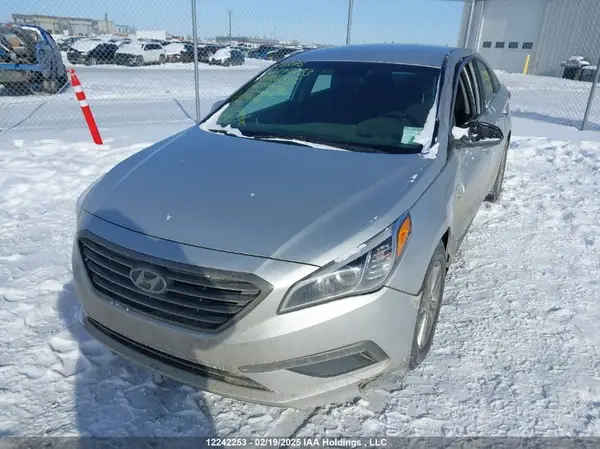 5NPE24AF6HH488556 2017 HYUNDAI SONATA - Image 2