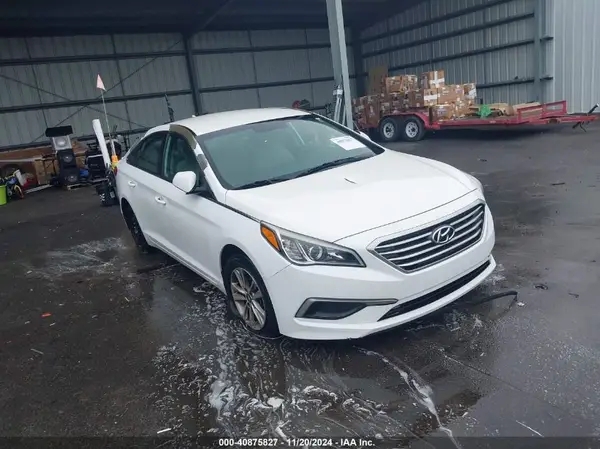5NPE24AF6HH488881 2017 HYUNDAI SONATA - Image 1