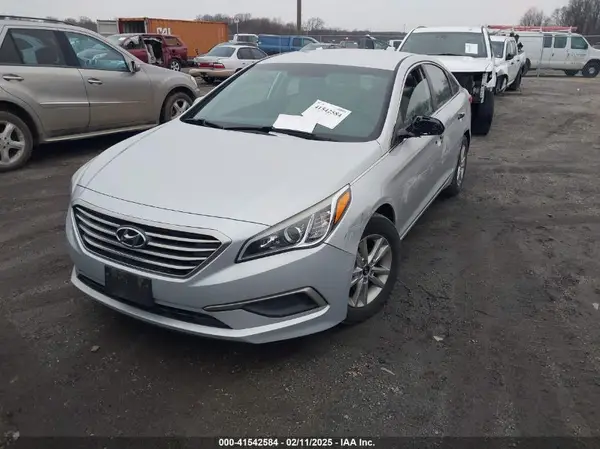 5NPE24AF6HH488959 2017 HYUNDAI SONATA - Image 2