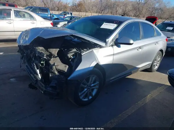 5NPE24AF6HH489917 2017 HYUNDAI SONATA - Image 2