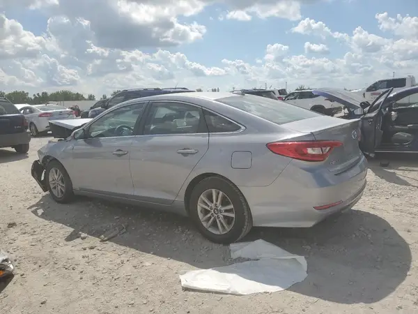 5NPE24AF6HH491831 2017 HYUNDAI SONATA - Image 2