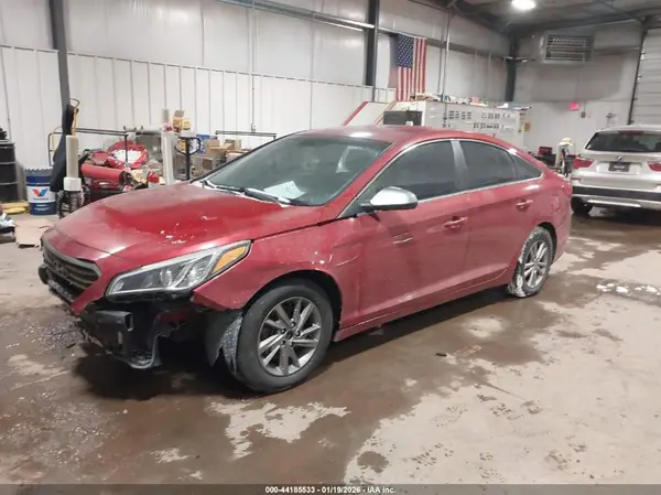 5NPE24AF6HH493207 2017 HYUNDAI SONATA - Image 2