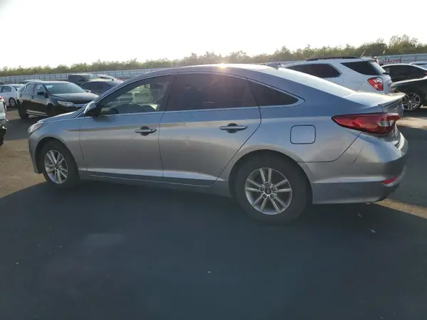 5NPE24AF6HH494101 2017 HYUNDAI SONATA - Image 2
