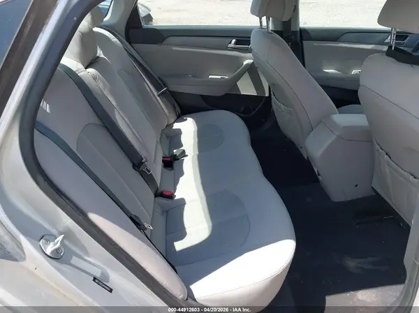 5NPE24AF6HH494664 2017 HYUNDAI SONATA - Image 8