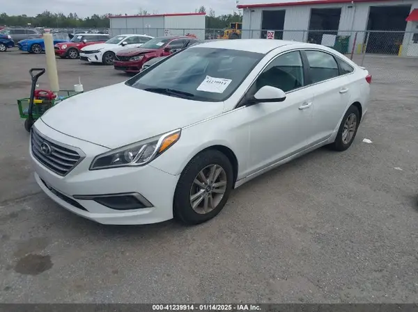 5NPE24AF6HH495278 2017 HYUNDAI SONATA - Image 2
