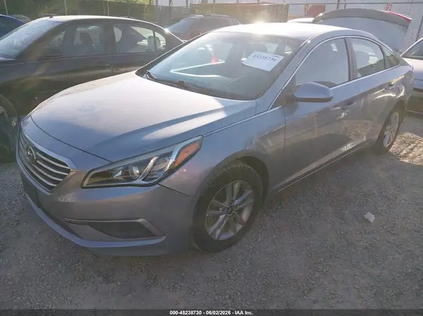 5NPE24AF6HH496804 2017 HYUNDAI SONATA - Image 2