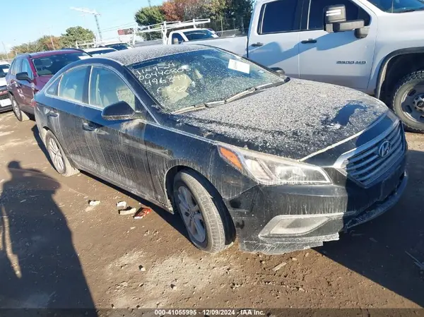 5NPE24AF6HH496849 2017 HYUNDAI SONATA - Image 1