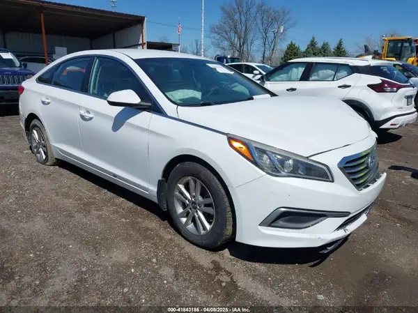 5NPE24AF6HH499881 2017 HYUNDAI SONATA - Image 1