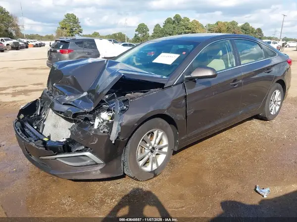 5NPE24AF6HH500656 2017 HYUNDAI SONATA - Image 2