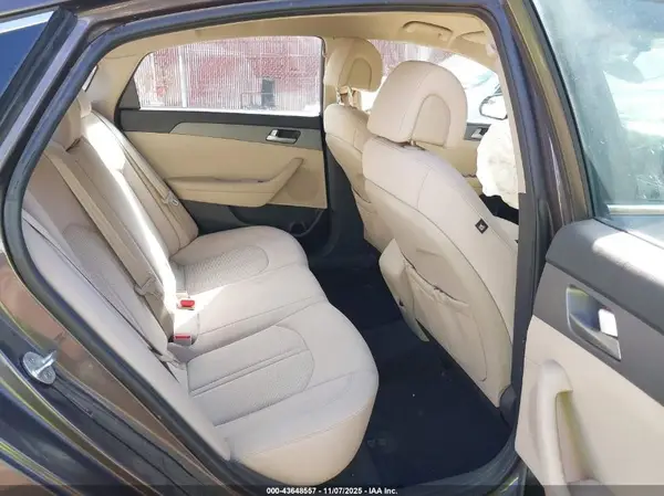 5NPE24AF6HH500656 2017 HYUNDAI SONATA - Image 8