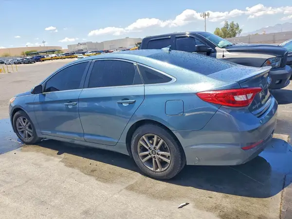 5NPE24AF6HH505257 2017 HYUNDAI SONATA - Image 2