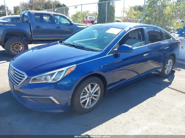 5NPE24AF6HH507199 2017 HYUNDAI SONATA - Image 2
