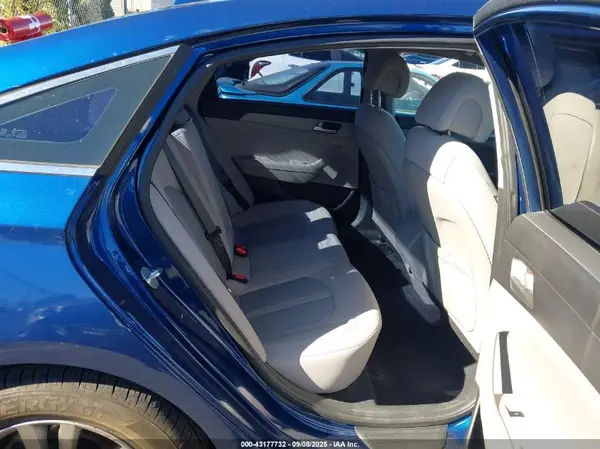 5NPE24AF6HH507199 2017 HYUNDAI SONATA - Image 8