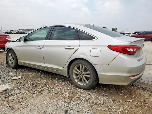 5NPE24AF6HH507591 2017 HYUNDAI SONATA - Image 2