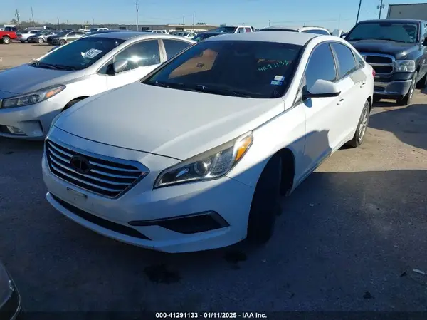 5NPE24AF6HH507719 2017 HYUNDAI SONATA - Image 2