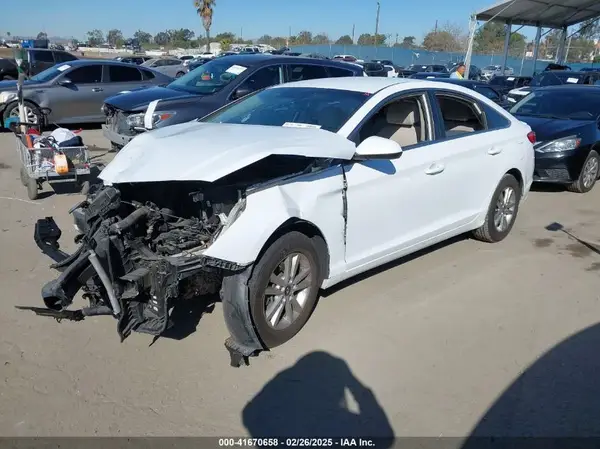 5NPE24AF6HH508630 2017 HYUNDAI SONATA - Image 2