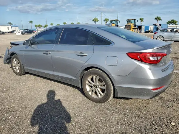 5NPE24AF6HH510135 2017 HYUNDAI SONATA - Image 2