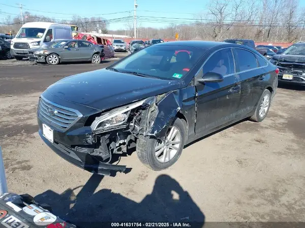 5NPE24AF6HH510653 2017 HYUNDAI SONATA - Image 2