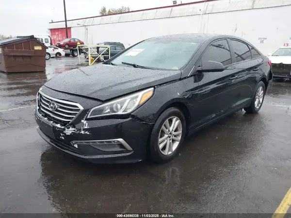 5NPE24AF6HH516677 2017 HYUNDAI SONATA - Image 2