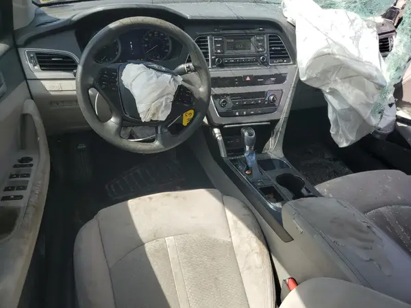 5NPE24AF6HH520616 2017 HYUNDAI SONATA - Image 8