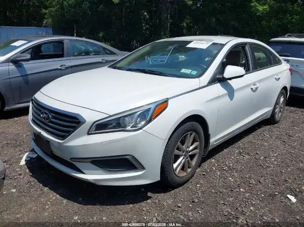 5NPE24AF6HH523418 2017 HYUNDAI SONATA - Image 2