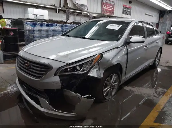 5NPE24AF6HH527212 2017 HYUNDAI SONATA - Image 2