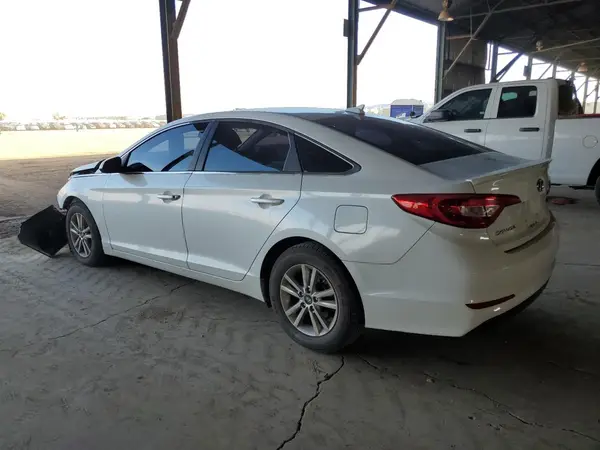 5NPE24AF6HH528327 2017 HYUNDAI SONATA - Image 2