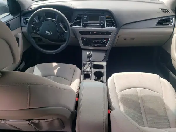 5NPE24AF6HH528960 2017 HYUNDAI SONATA - Image 8