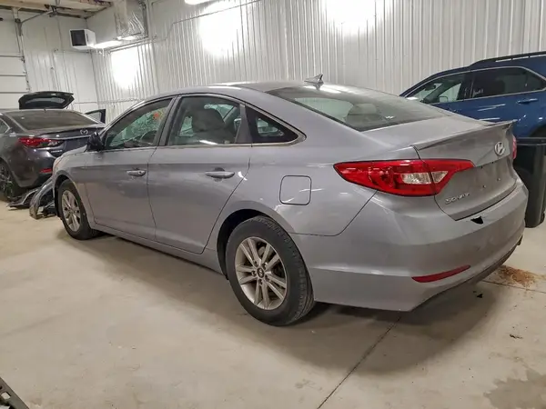 5NPE24AF6HH529056 2017 HYUNDAI SONATA - Image 2