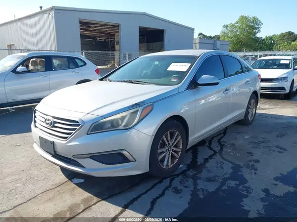 5NPE24AF6HH533088 2017 HYUNDAI SONATA - Image 2