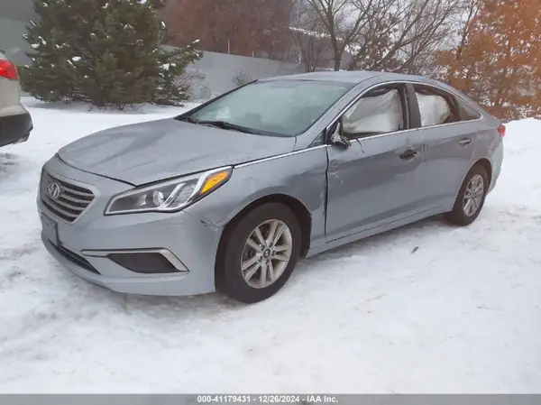 5NPE24AF6HH533771 2017 HYUNDAI SONATA - Image 2