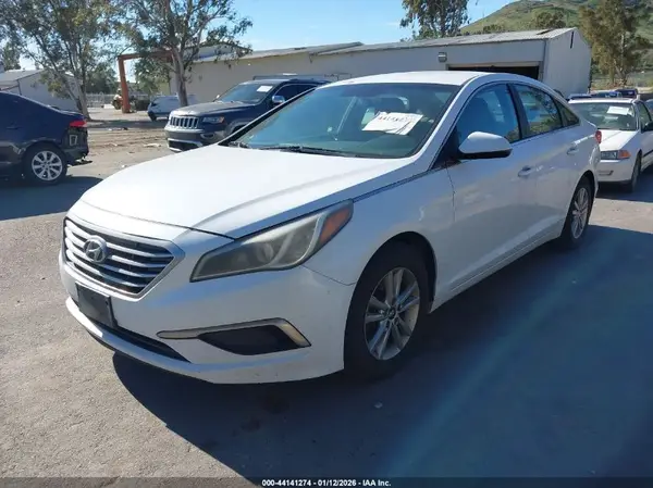 5NPE24AF6HH533835 2017 HYUNDAI SONATA - Image 2