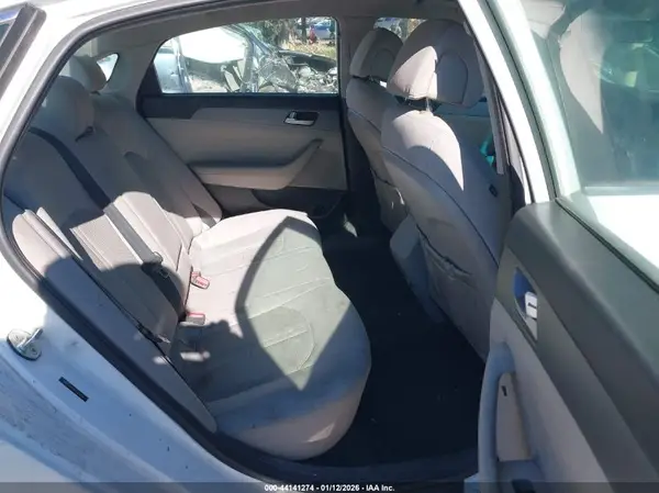 5NPE24AF6HH533835 2017 HYUNDAI SONATA - Image 8
