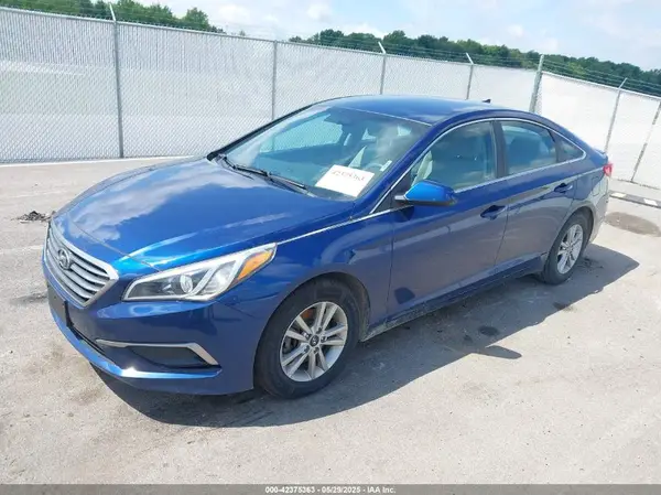 5NPE24AF6HH540574 2017 HYUNDAI SONATA - Image 2