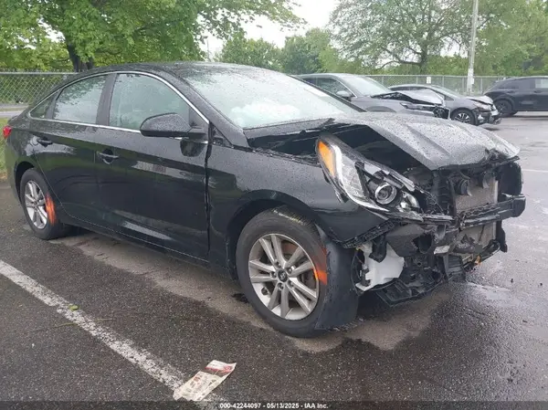 5NPE24AF6HH541921 2017 HYUNDAI SONATA - Image 1