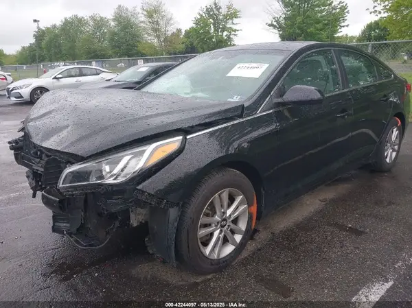 5NPE24AF6HH541921 2017 HYUNDAI SONATA - Image 2
