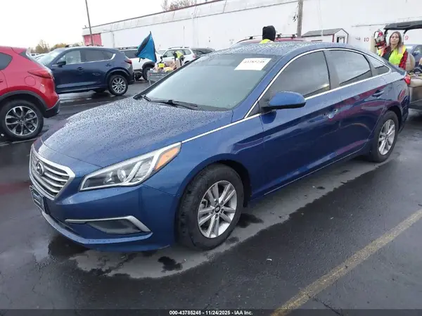 5NPE24AF6HH544740 2017 HYUNDAI SONATA - Image 2