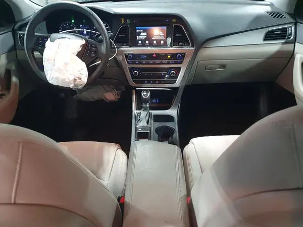 5NPE24AF6HH544947 2017 HYUNDAI SONATA - Image 8