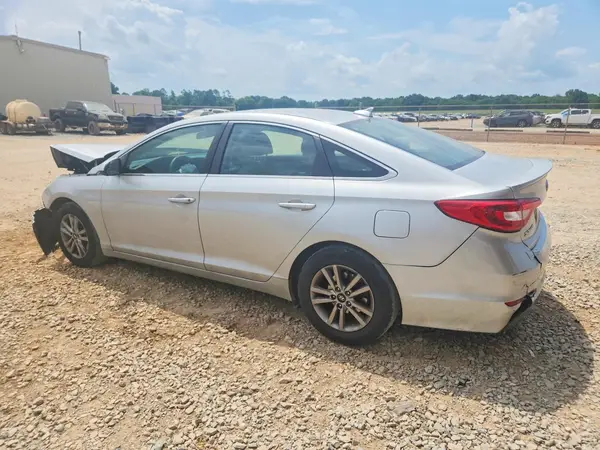 5NPE24AF6HH547556 2017 HYUNDAI SONATA - Image 2