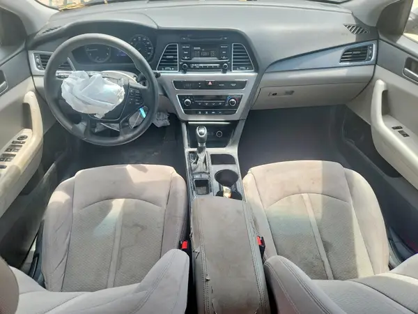5NPE24AF6HH547556 2017 HYUNDAI SONATA - Image 8